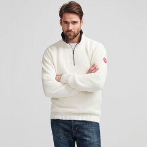 Holebrook Off White 1/4 Zip Sweater. Size Large. Windproof.